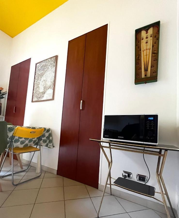 Appartamento su cortile magico : centro Torino Esterno foto