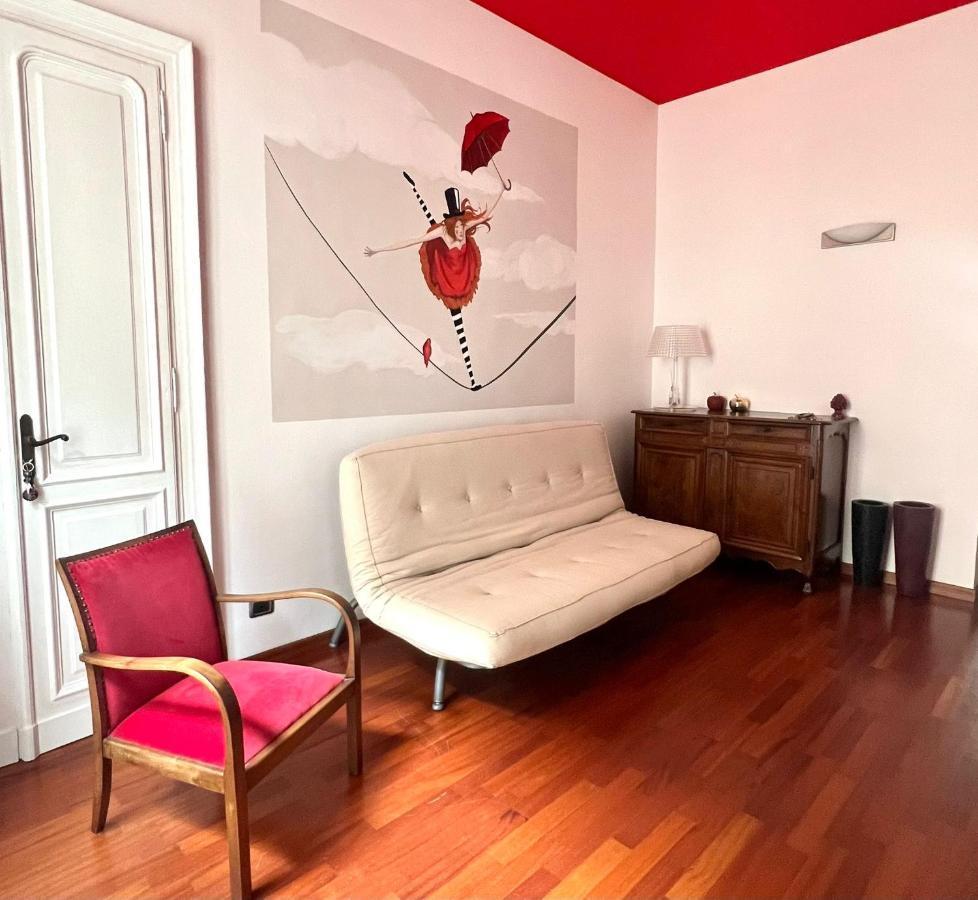 Appartamento su cortile magico : centro Torino Esterno foto